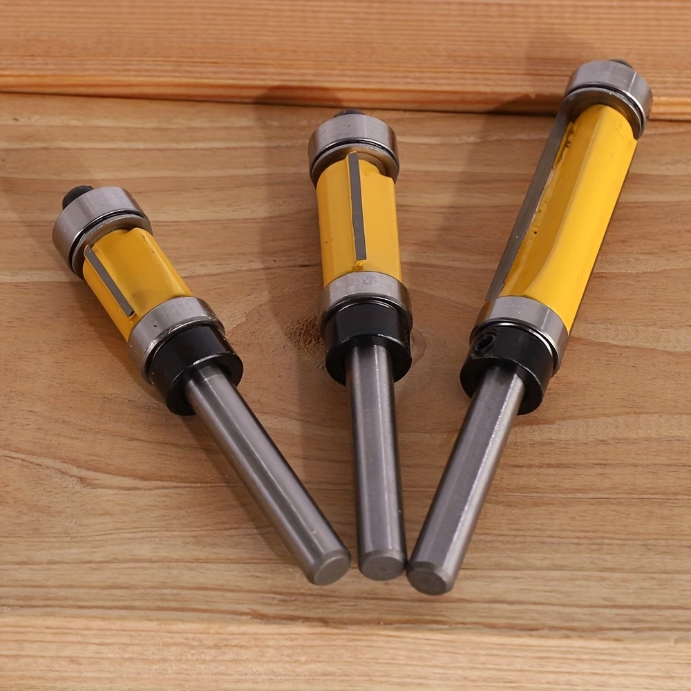 Cutting effect comparison between hardwood and softwood with router bits